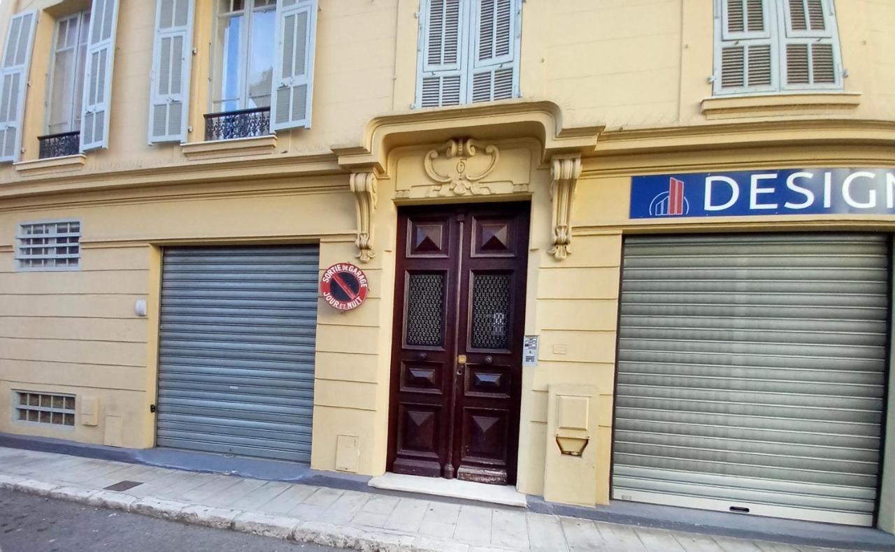 Large 2br Sunny 20 Meter Terrace Parking Shops Nice