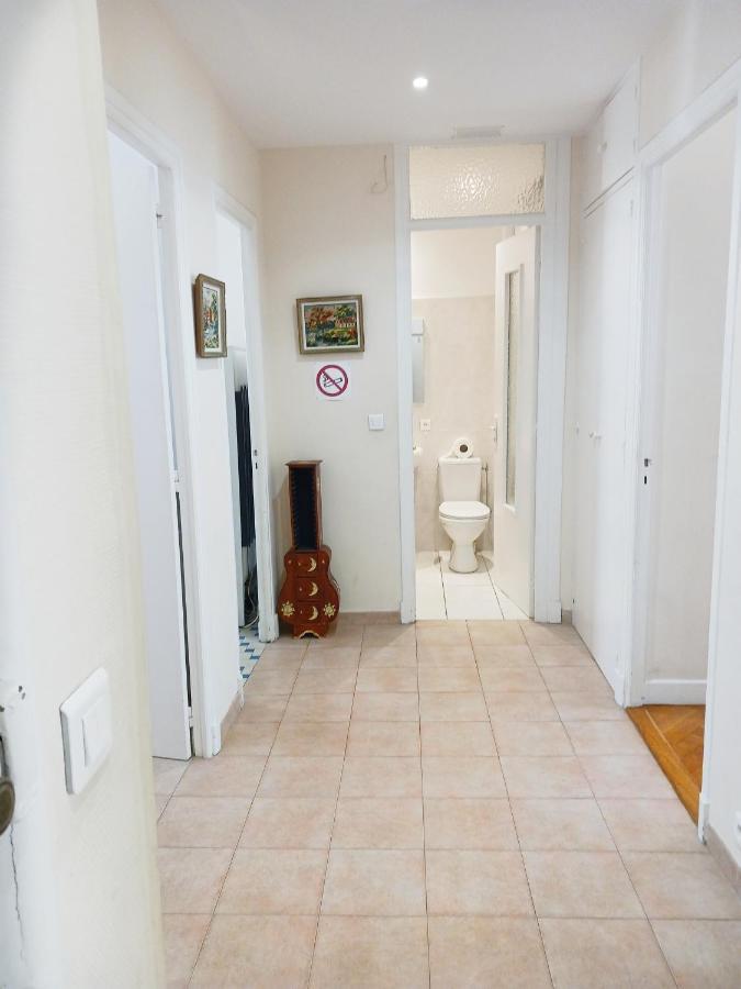 Large 2br Sunny 20 Meter Terrace Parking Shops Appartement Nice