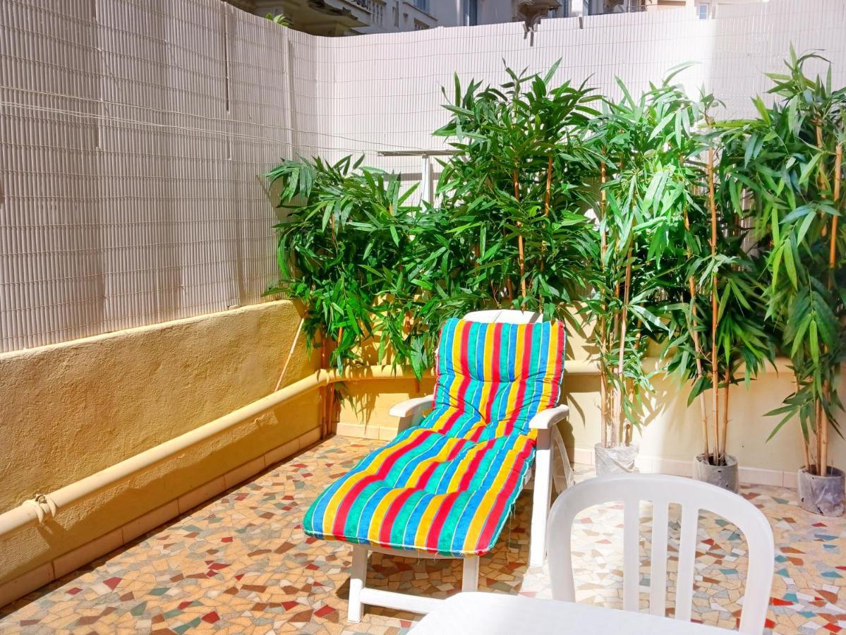Apartment Large 2br Sunny 20 Meter Terrace Parking Shops