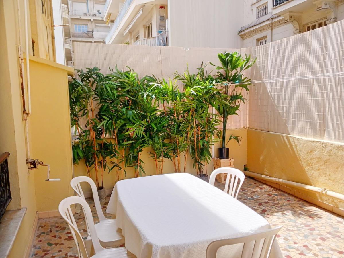 Large 2br Sunny 20 Meter Terrace Parking Shops Apartamento